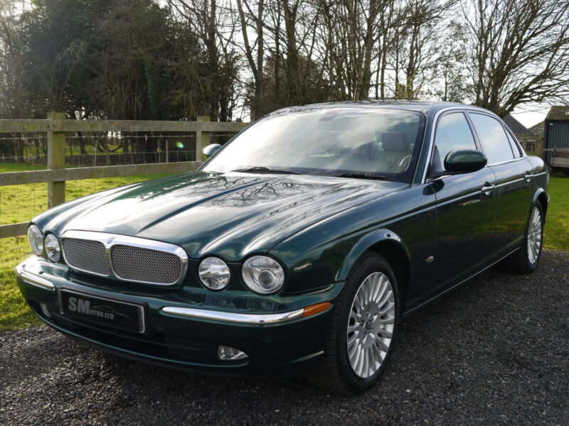 Jaguar XJ Series XJ8 4.2 V8 Sovereign LWB Auto