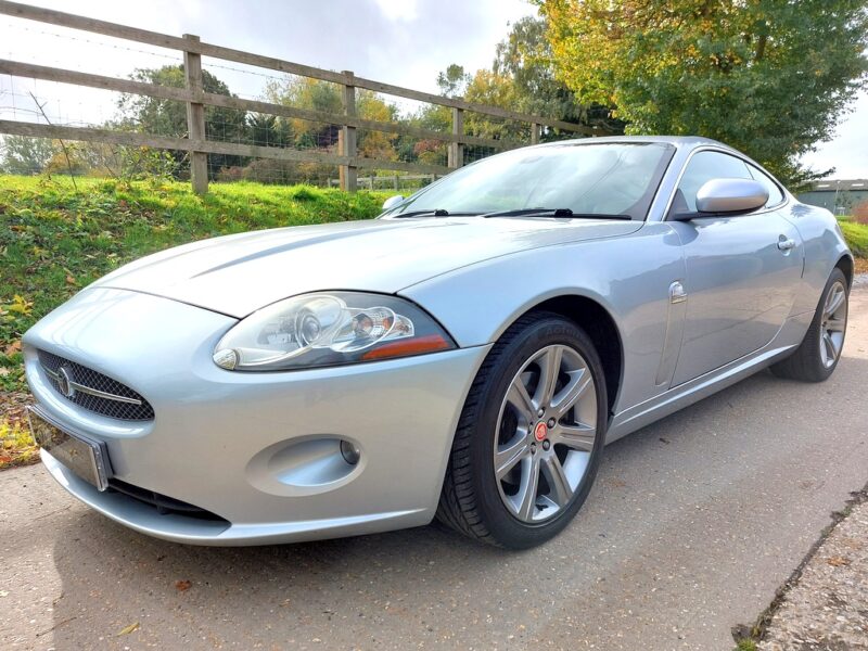 Jaguar XK V8 Coupe X150 Auto