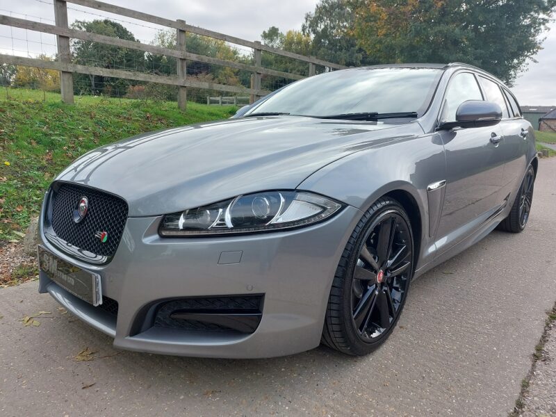 Jaguar_XF_3.0_V6S_Portfolio_Shooting_Brake_Auto