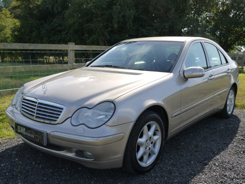 Mercedes C240 Avantgarde Saloon